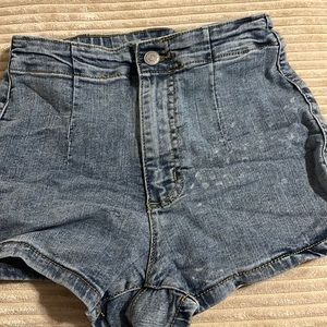 Light wash Jean shorts